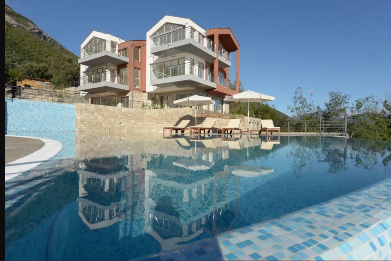 Ðenovići Apartments Acacia Hill מראה חיצוני תמונה