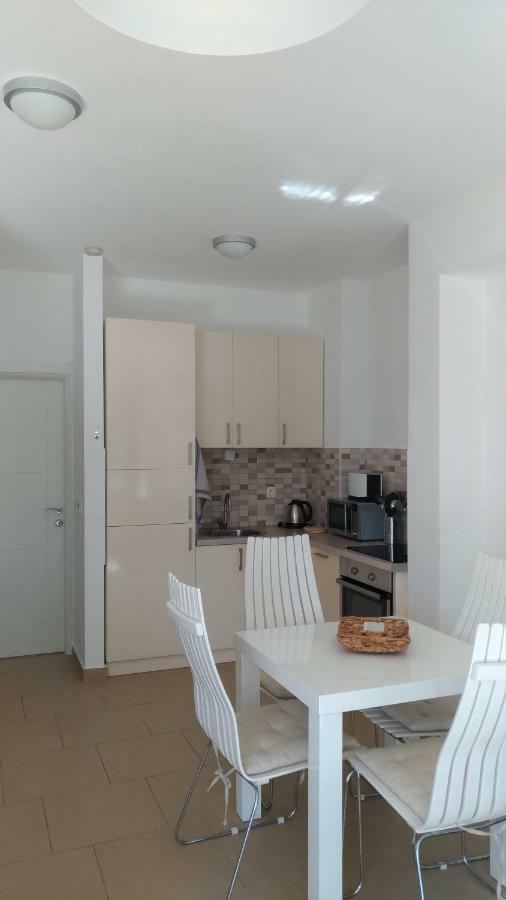 Ðenovići Apartments Acacia Hill מראה חיצוני תמונה